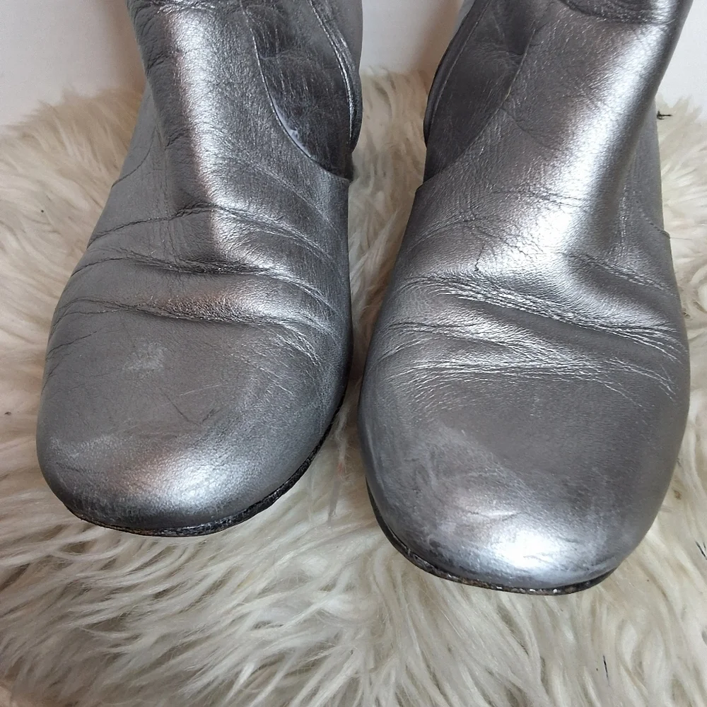 Coach Juliet Silver/ Pewter Leather Ankle Boots 7.5 - Picture 5 of 16